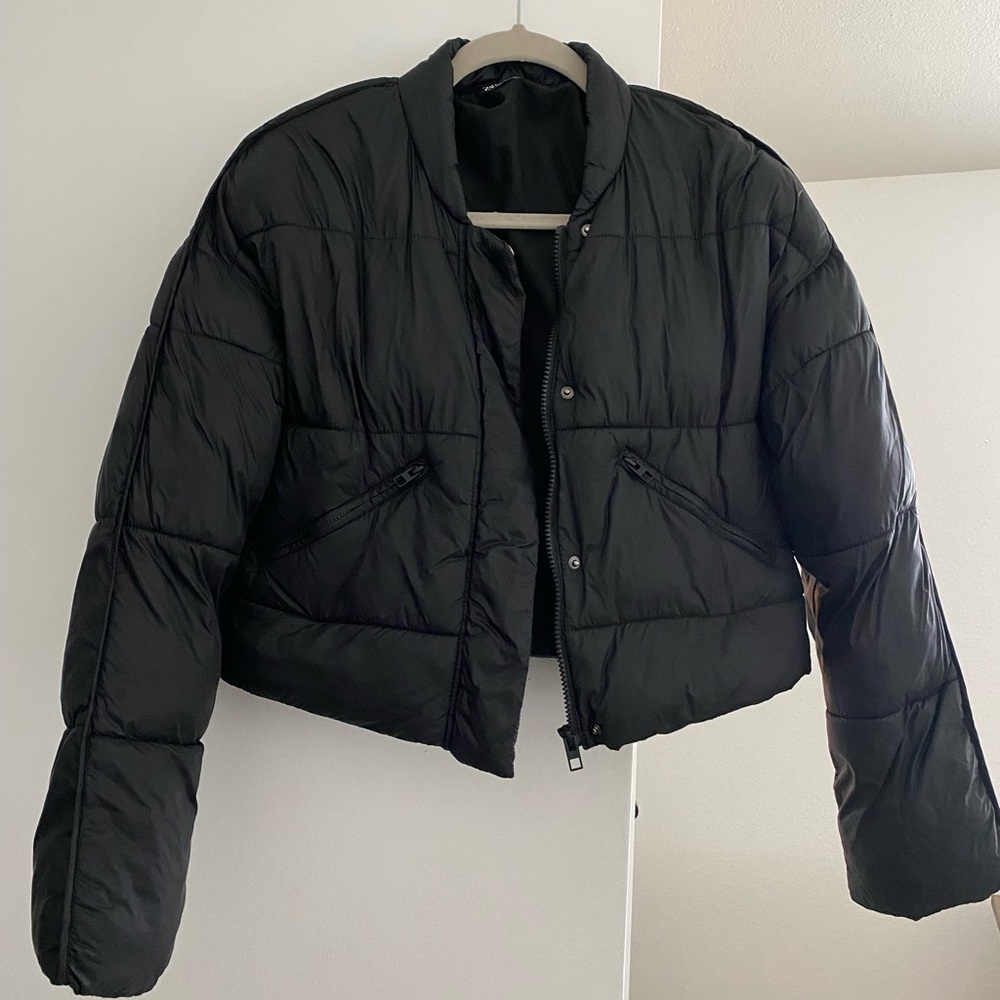 ZARA MINI BLACK BOMBER PUFFER JACKET